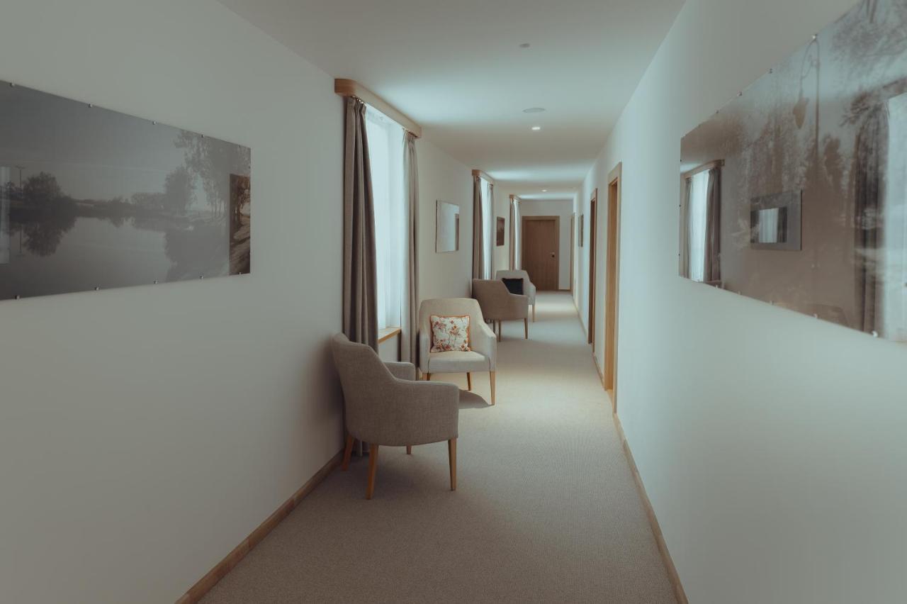 Brigaderos Hotel Brigadir Borsi Eksteriør billede